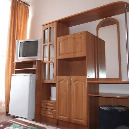 Üdülőközpont Sanatoriy Kristall 2*